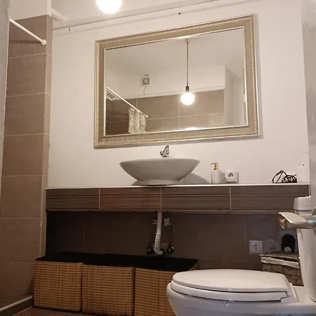 διαμερισμα στο κεντρο διπλα στην θαλασσα * カヴァラ